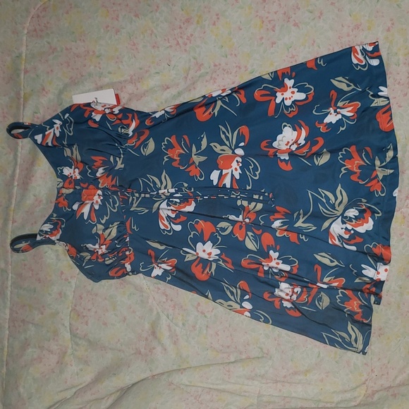 Baleaf Other - Baleaf Blue Floral Activewear Top Cover up Dress style chest around size 34 NWT